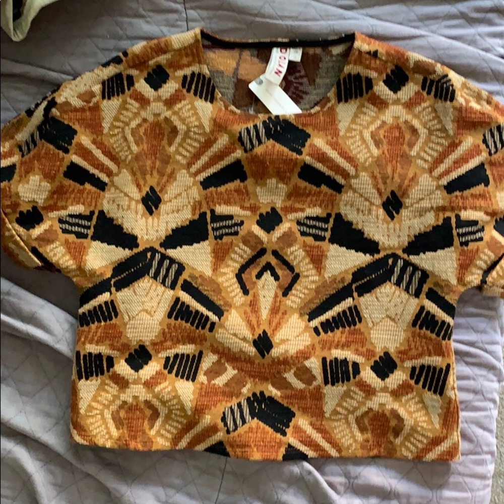 Anthropologie brown pattern crop